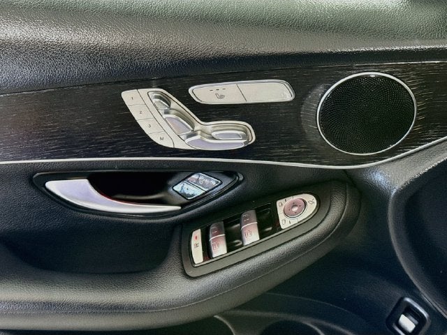 2021 Mercedes-Benz GLC GLC 300