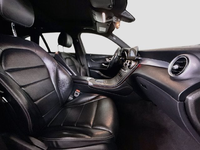 2021 Mercedes-Benz GLC GLC 300