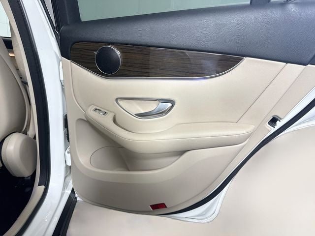 2021 Mercedes-Benz GLC GLC 300