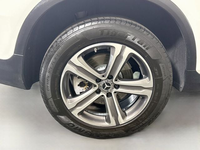 2021 Mercedes-Benz GLC GLC 300