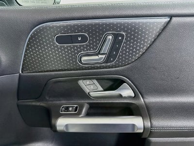 2024 Mercedes-Benz GLB GLB 250