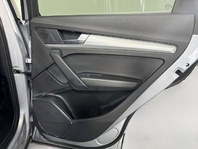 2025 Audi Q5 45 S line Premium quattro