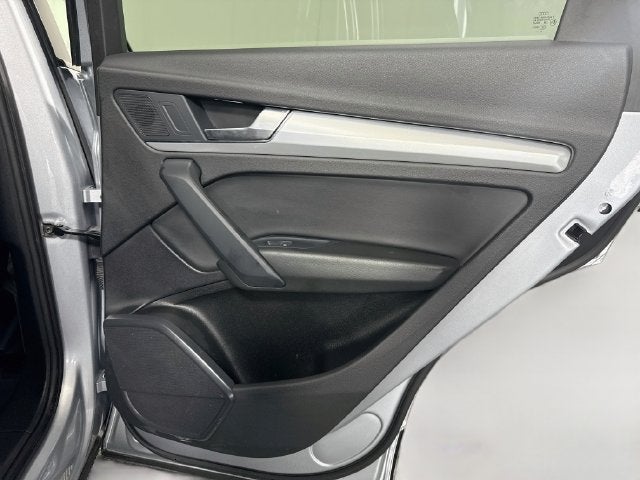2025 Audi Q5 45 S line Premium quattro