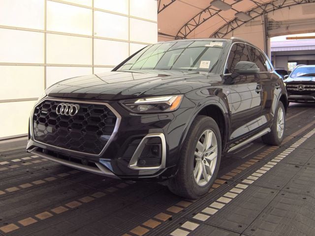 2023 Audi Q5 45 S line Premium quattro