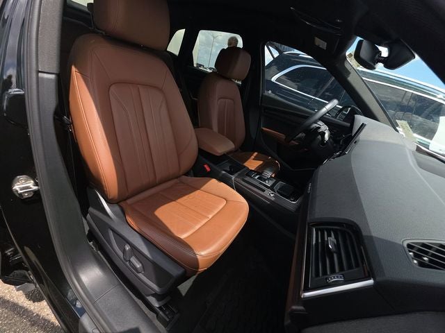 2023 Audi Q5 45 S line Premium quattro