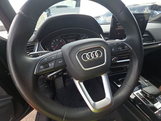 2023 Audi Q5 45 S line Premium quattro