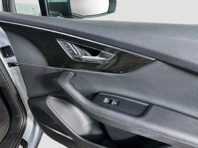 2024 Audi Q7 45 Premium Plus quattro