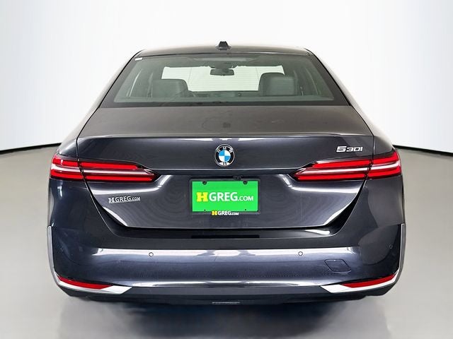 2026 BMW 5 Series 530i