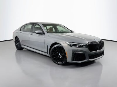 2022 BMW 7 Series 740i