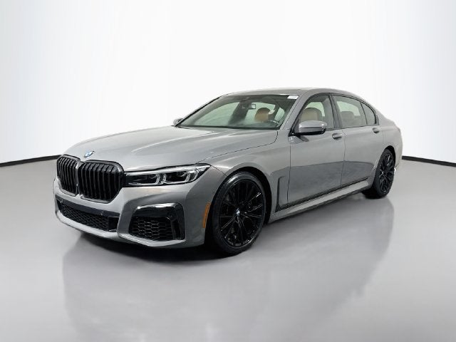 2022 BMW 7 Series 740i