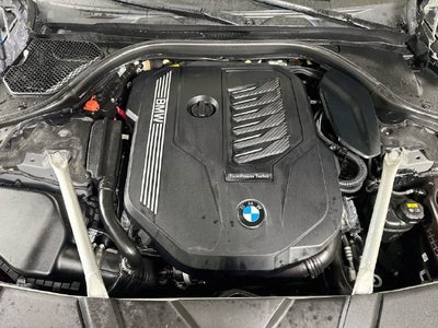 2022 BMW 7 Series 740i