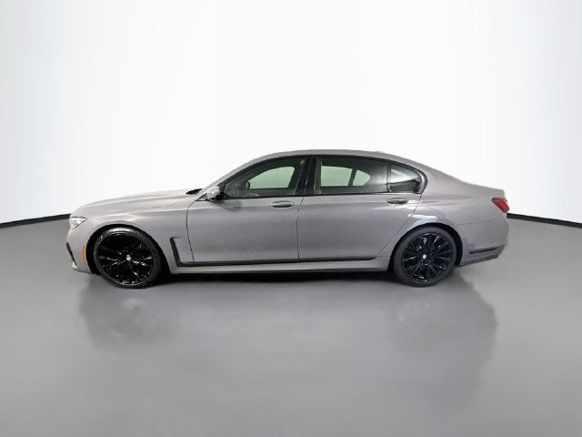2022 BMW 7 Series 740i