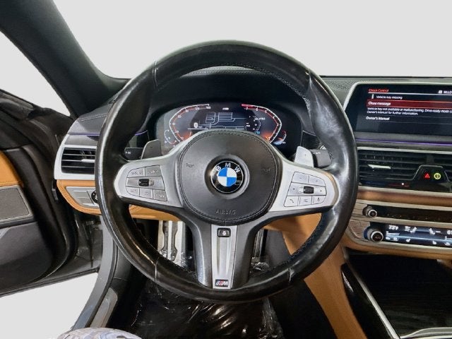 2022 BMW 7 Series 740i