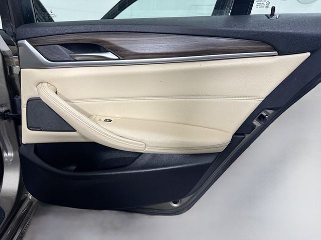 2017 BMW 5 Series 540i