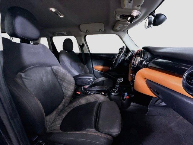 2017 MINI Cooper Base