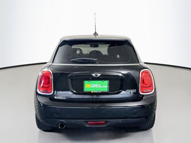 2017 MINI Cooper Base