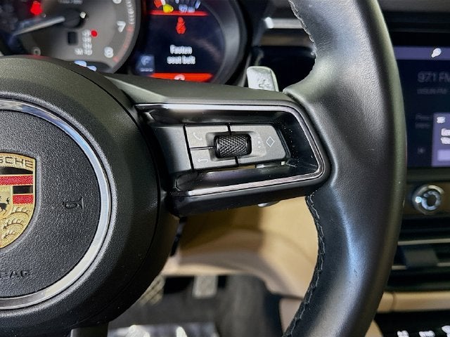 2023 Porsche Macan Base