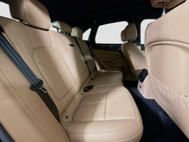 2023 Porsche Macan Base