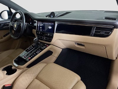 2023 Porsche Macan Base