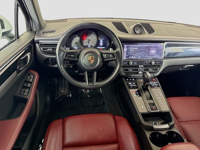 2023 Porsche Macan Base