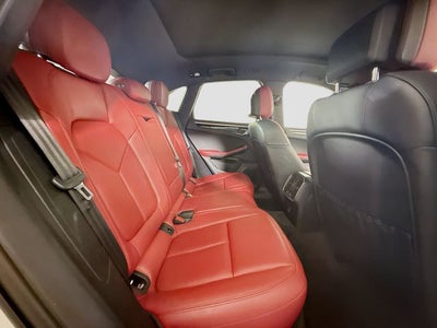2023 Porsche Macan Base