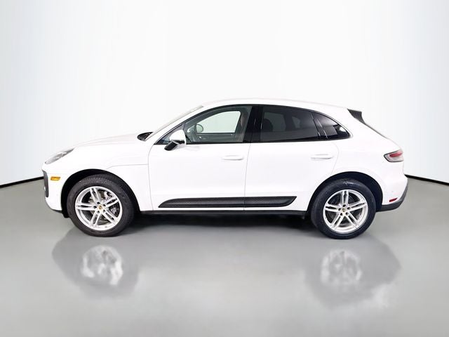 2023 Porsche Macan Base