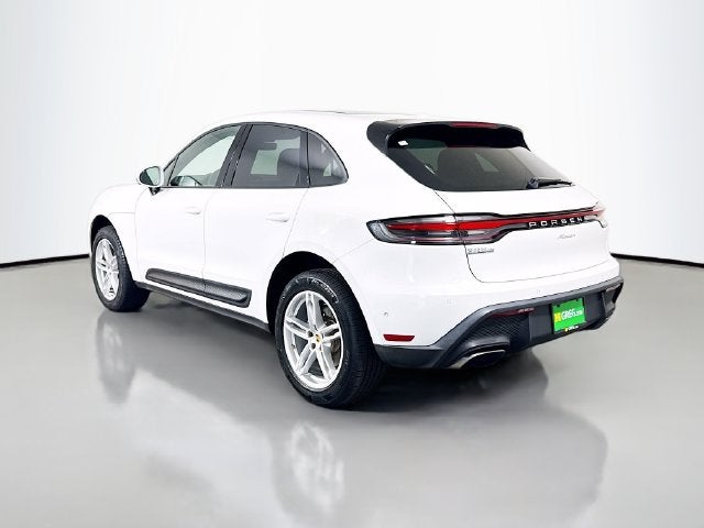 2023 Porsche Macan Base
