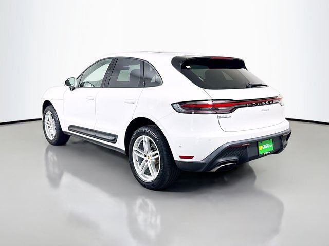 2023 Porsche Macan Base
