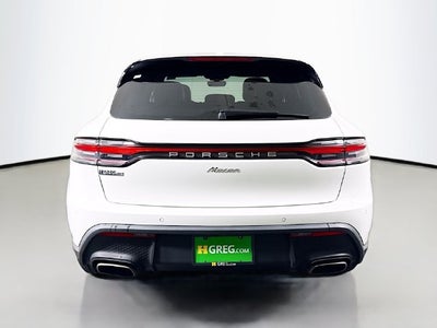 2023 Porsche Macan Base