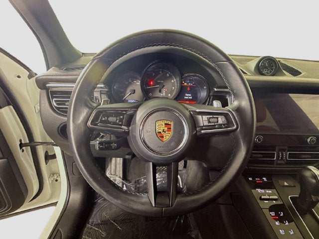2023 Porsche Macan Base