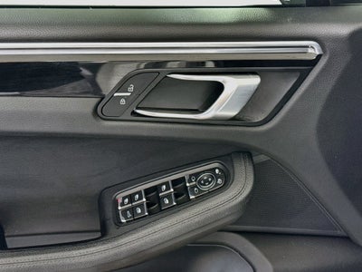 2019 Porsche Macan Base