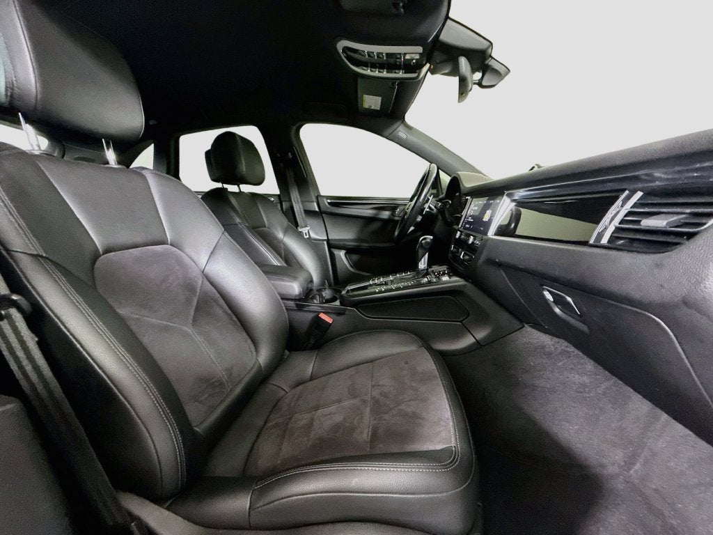 2019 Porsche Macan Base