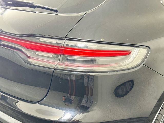 2022 Porsche Macan Base