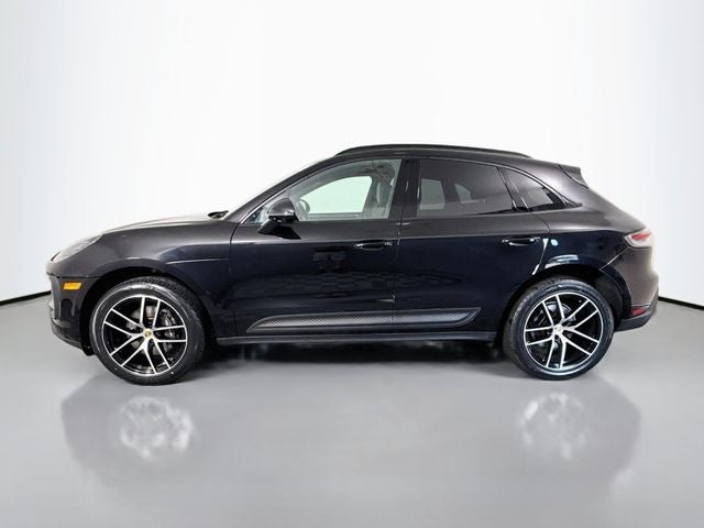 2022 Porsche Macan Base