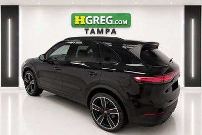 2023 Porsche Cayenne Base