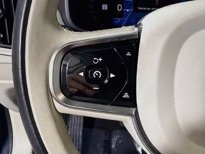 2025 Volvo V90 Cross Country B6