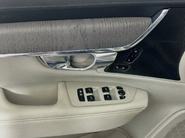 2025 Volvo V90 Cross Country B6