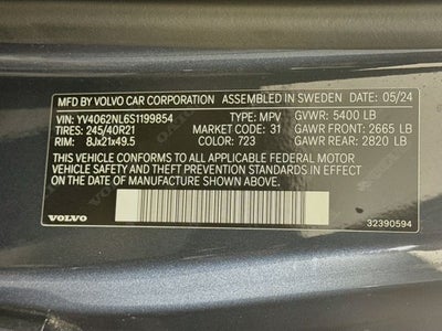 2025 Volvo V90 Cross Country B6