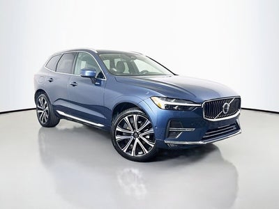 2023 Volvo XC60 B5 Ultimate Bright Theme