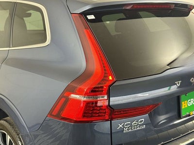 2023 Volvo XC60 B5 Ultimate Bright Theme