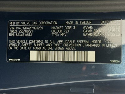 2023 Volvo XC60 B5 Ultimate Bright Theme