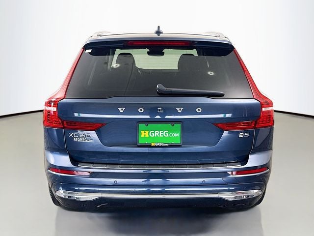 2023 Volvo XC60 B5 Ultimate Bright Theme