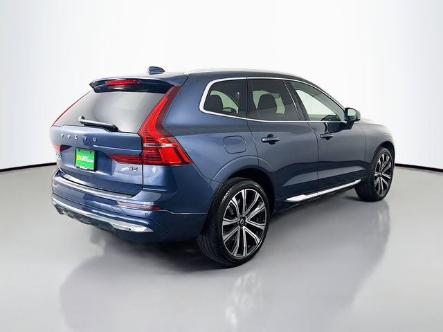 2023 Volvo XC60 B5 Ultimate Bright Theme