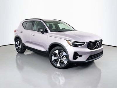 2026 Volvo XC40 B5 Plus
