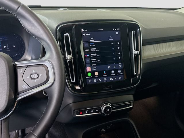 2026 Volvo XC40 B5 Plus