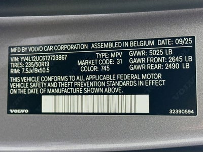 2026 Volvo XC40 B5 Plus