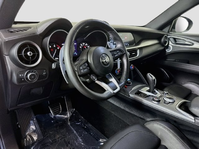 2023 Alfa Romeo Stelvio Veloce