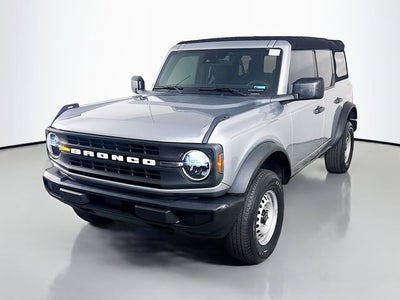 2023 Ford Bronco Base