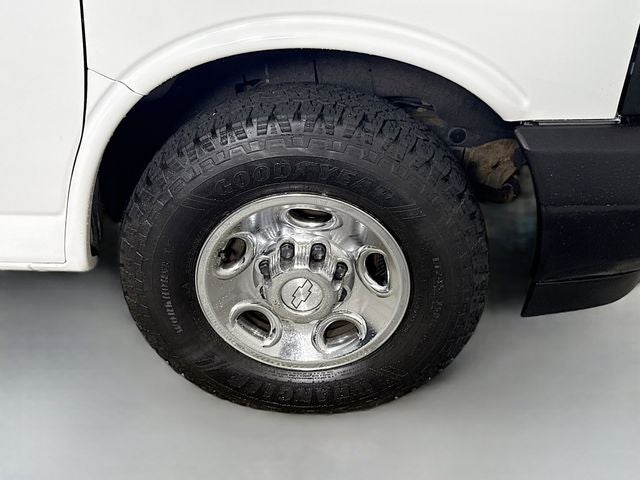 2017 Chevrolet Express 2500 Work Van Cargo