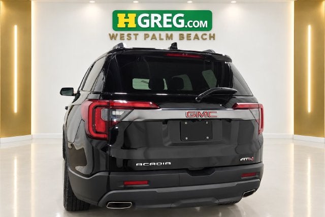 2023 GMC Acadia AT4